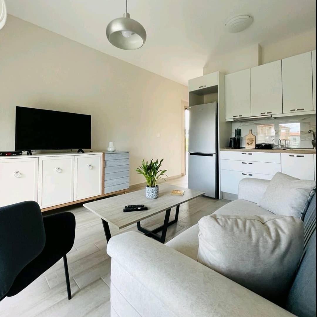 Niki Mare Luxury Apartments & Villa Nikíti Kültér fotó